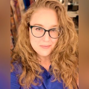 Meet your Posher, Christina